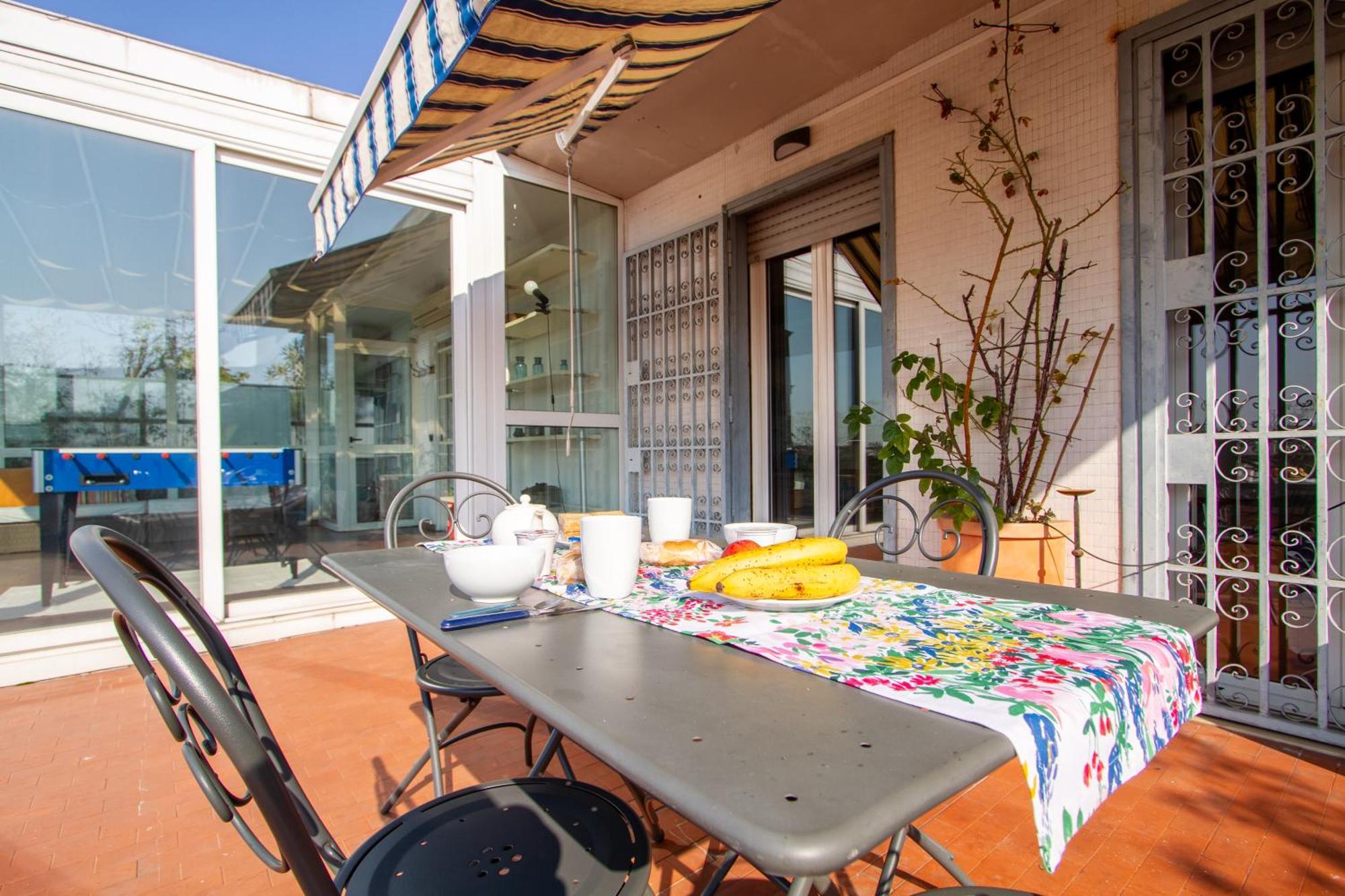 Attico Con Terrazzo Navigli Bocconi - Navigliapartments Milão Exterior foto