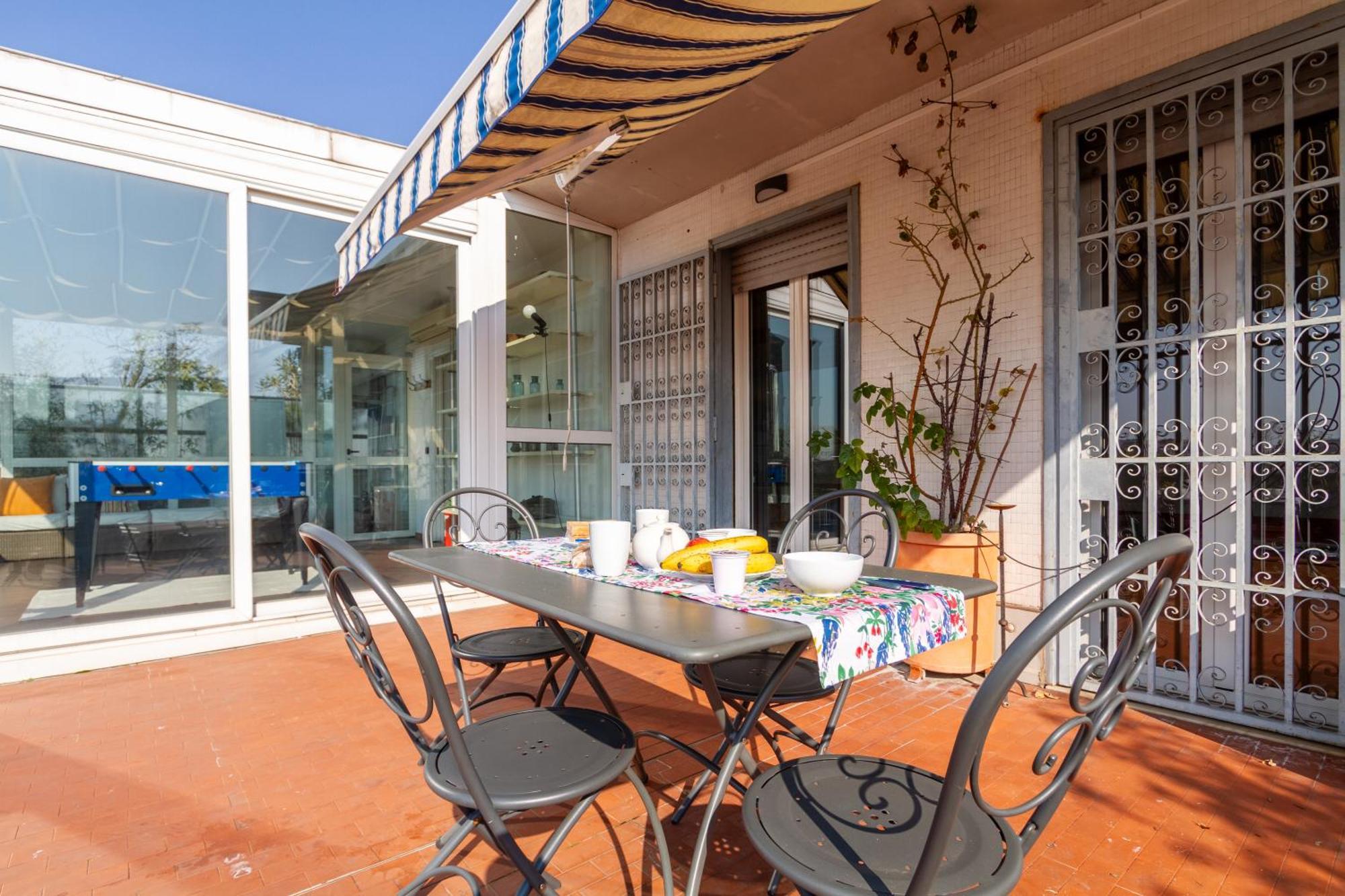 Attico Con Terrazzo Navigli Bocconi - Navigliapartments Milão Exterior foto